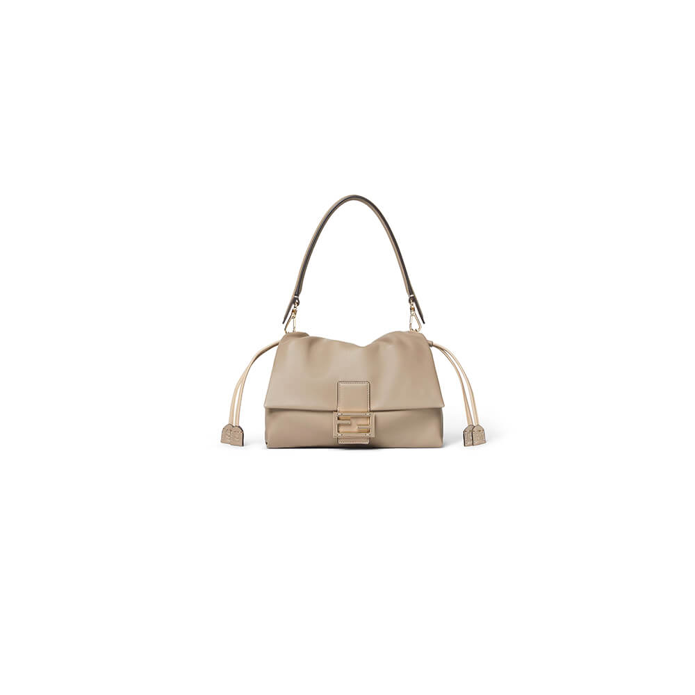 Fendi Mamma Baguette Medium(high-end grade)